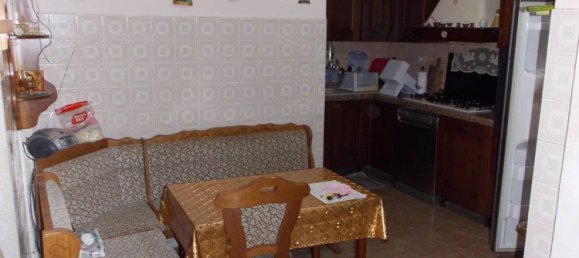 Casa de 6 habitaciónes en Colli del Tronto, Italy No. 17391 25