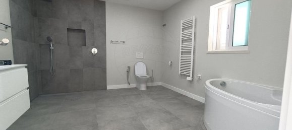 7 bedrooms House in Setubal, Portugal No. 67867 17