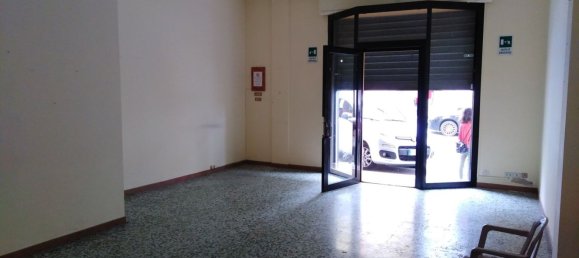 2-Zimmer Gewerbliche Immobilie in Ragusa, Italy, Nr. 64392 4