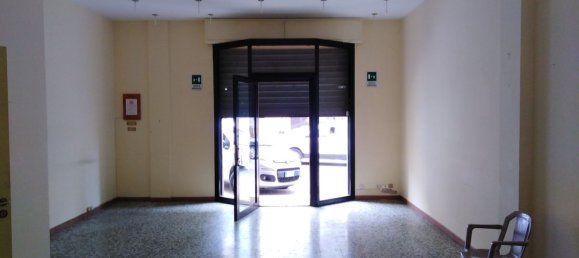 2-Zimmer Gewerbliche Immobilie in Ragusa, Italy, Nr. 64392 3