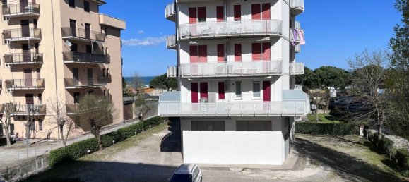 Квартира с 2 спальнями в Равенна, Италия № 80510 23