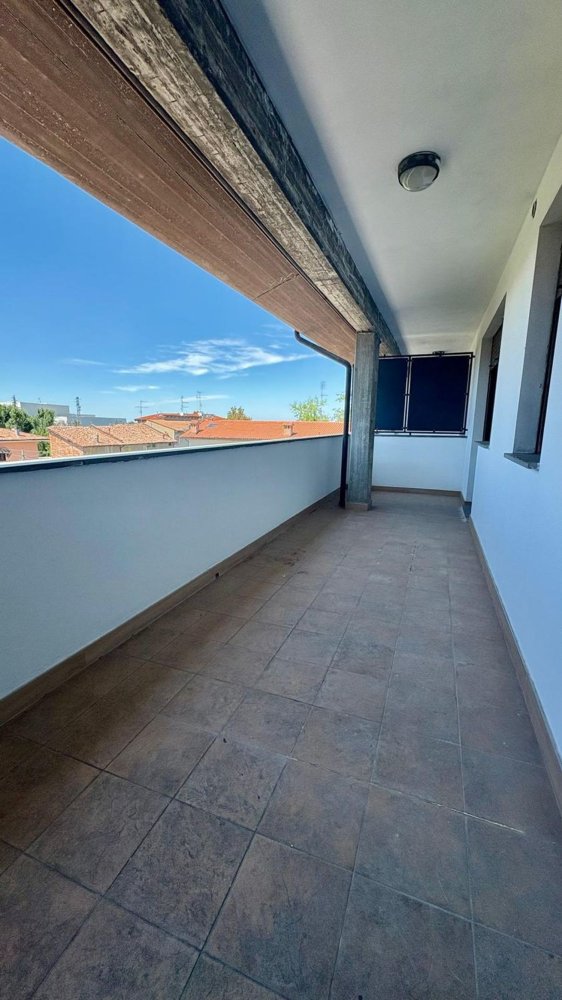 Apartamento T2 em Casalgrande, Italy N.º 315977