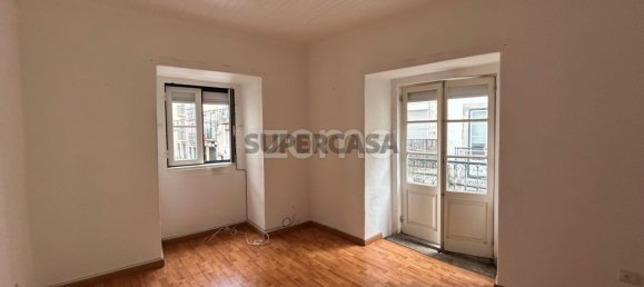 355m² Building in Lisbon, Portugal No. 160149 7