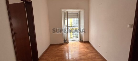 355m² Building in Lisbon, Portugal No. 160149 9