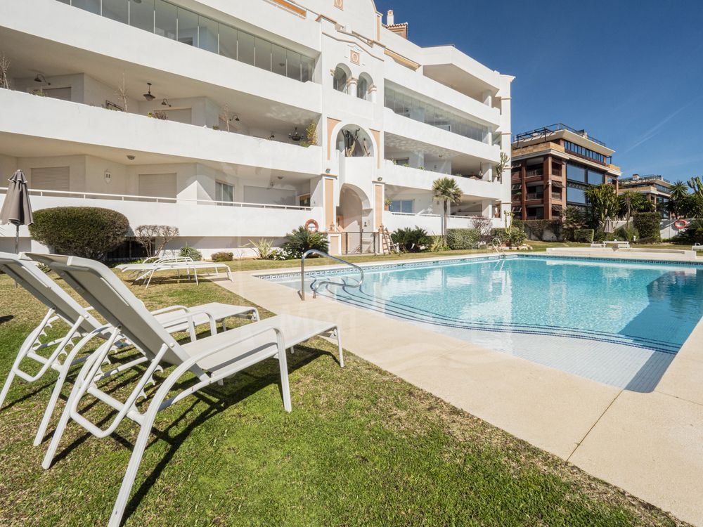 2 bedrooms Apartment in Marbella, Spain No. 116212