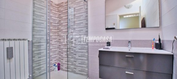 Apartamento de 4 habitaciónes en Cameri, Italy No. 136212 28