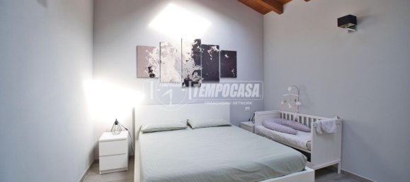 Apartamento de 4 habitaciónes en Cameri, Italy No. 136212 20