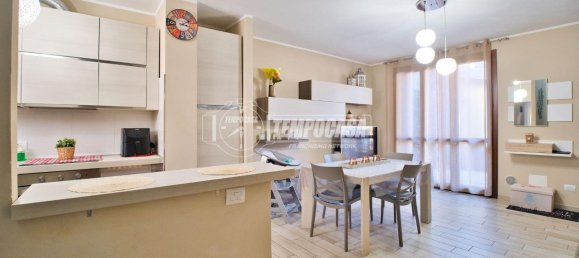 Apartamento de 4 habitaciónes en Cameri, Italy No. 136212 10