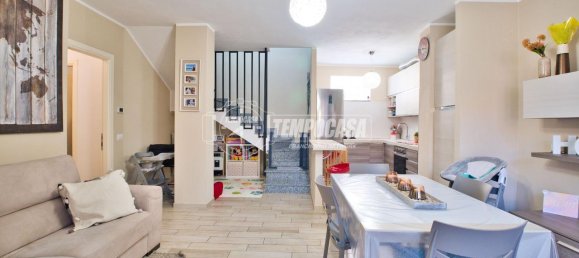 Apartamento de 4 habitaciónes en Cameri, Italy No. 136212 8
