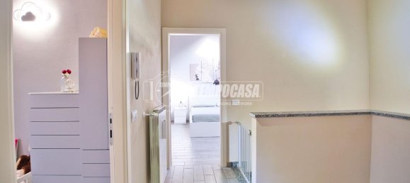 Apartamento de 4 habitaciónes en Cameri, Italy No. 136212 18