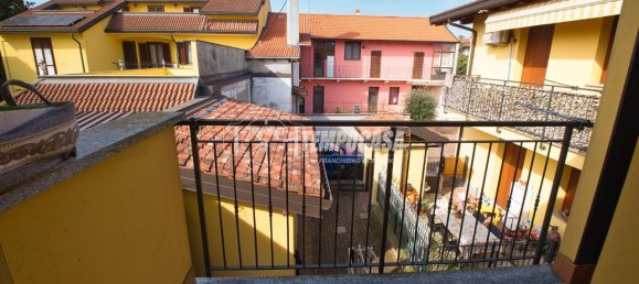 Apartamento de 4 habitaciónes en Cameri, Italy No. 136212 31