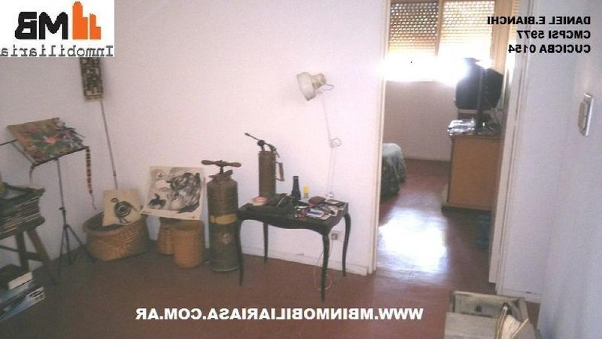 3 bedrooms Apartment in Buenos Aires, Argentina No. 82036