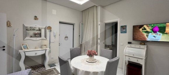 Квартира с 2 комнатами в Бари, Италия № 28514 18