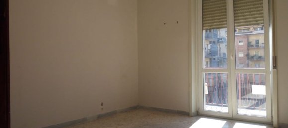 4 rooms Apartment in Avellino, Italy No. 78103 5