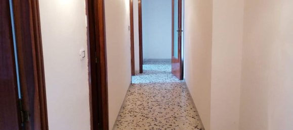 4 rooms Apartment in Avellino, Italy No. 78103 10