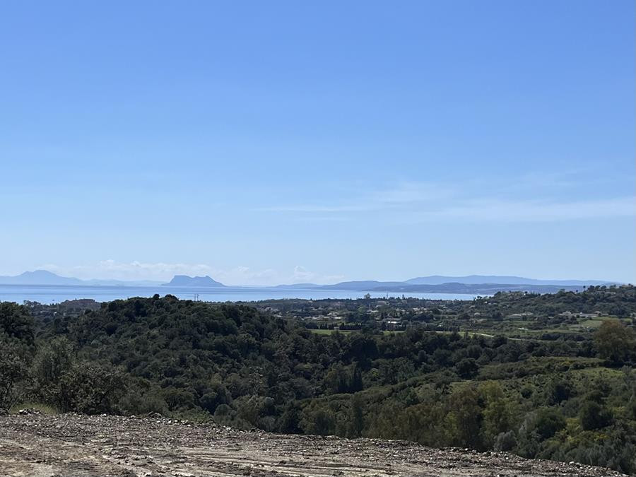  قطعة أرض في Estepona, Spain رقم 25693