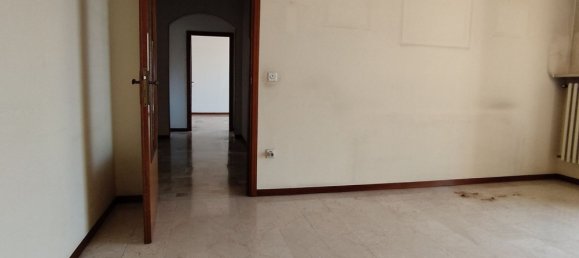 Apartamento T3 em Parma, Italy N.º 353771 11