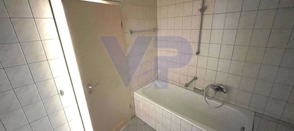 Estudio en Gera, Germany No. 100453 8