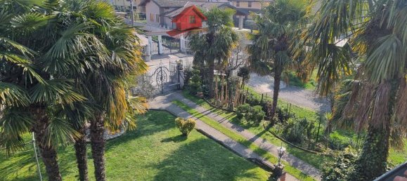 3 bedrooms Villa in Brembate, Italy No. 150100 3