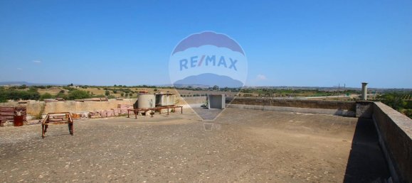 Propriété commerciale à Syracuse, Italy 592m² No. 243198 10