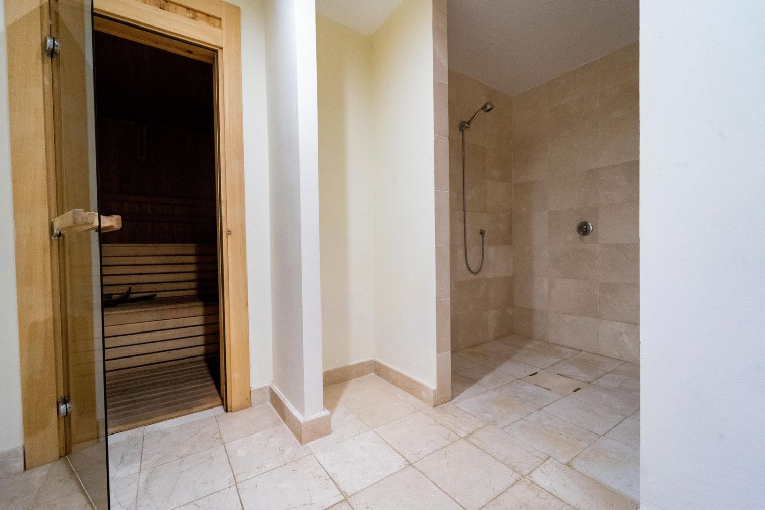 Adosado de 5 dormitorios en Mijas, Spain No. 19303