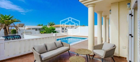 3 bedrooms Villa in Adeje, Spain No. 16408 4