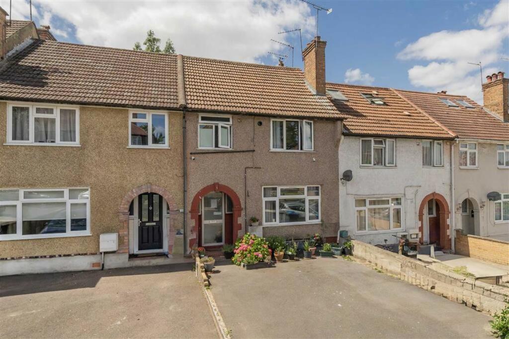 1 bedroom Apartment in Cricklewood, United Kingdom No. 5732