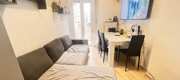 1 bedroom Apartment in Turin, Italy No. 93000 2