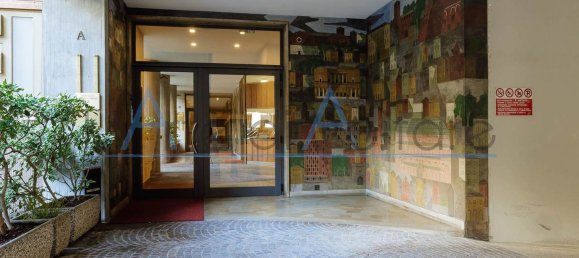 8 bedrooms Apartment in Padua, Italy No. 346009 23