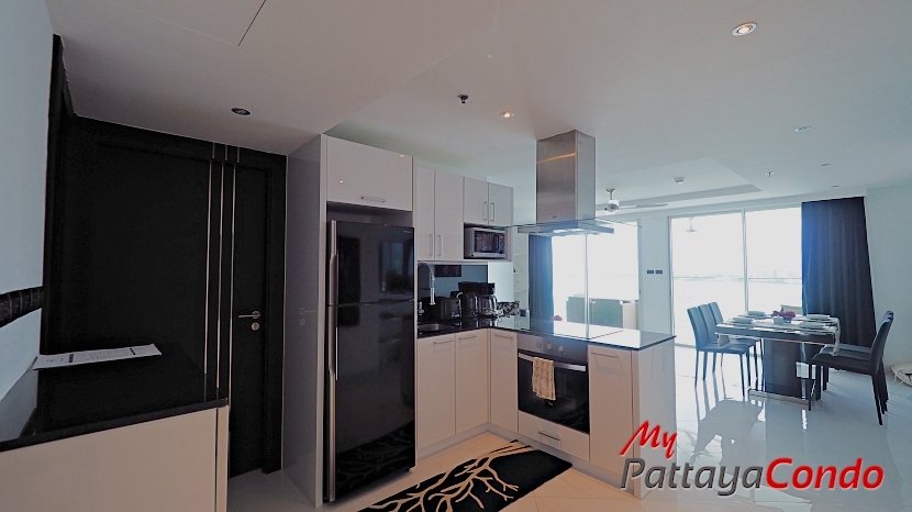 2 bedrooms Condo in Pattaya, Thailand No. 21749