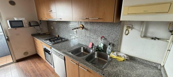 3 bedrooms Apartment in Terrassa, Spain No. 169147 3