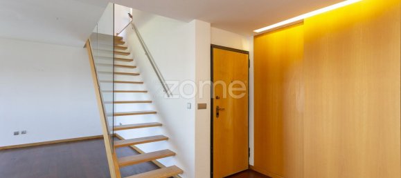 4 غرف نوم منزل ذو طابقين في Senhora da Hora, Portugal رقم 38147 24