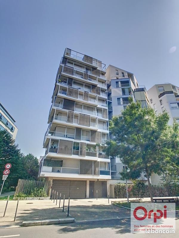 1 غرف نوم شقة في Issy-les-Moulineaux, France رقم 333403