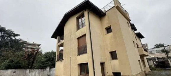 Gebäude in Gallarate, Italy 445m², Nr. 18382 9