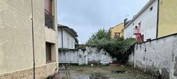 Gebäude in Gallarate, Italy 445m², Nr. 18382 14