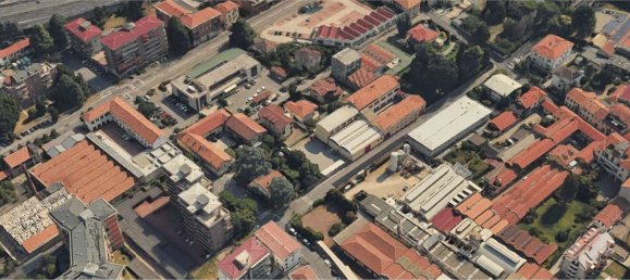 Gebäude in Gallarate, Italy 445m², Nr. 18382 20