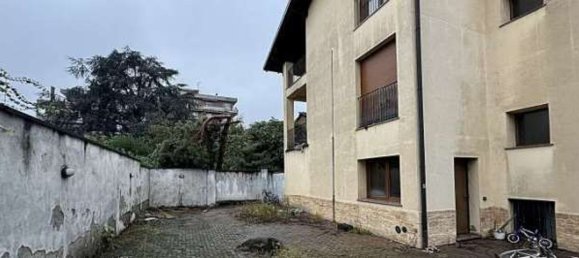 Gebäude in Gallarate, Italy 445m², Nr. 18382 13