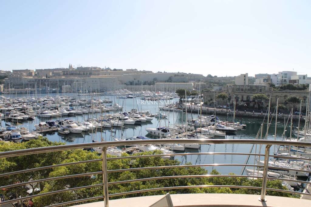 2 غرف نوم شقة في Ta' Xbiex, Malta رقم 6870