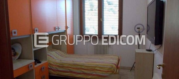 Apartamento de 4 habitaciónes en Satriano, Italy No. 99300 10