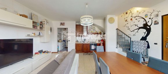 3-Zimmer Doppelhaus in Solbiate con Cagno, Italy, Nr. 264900 3