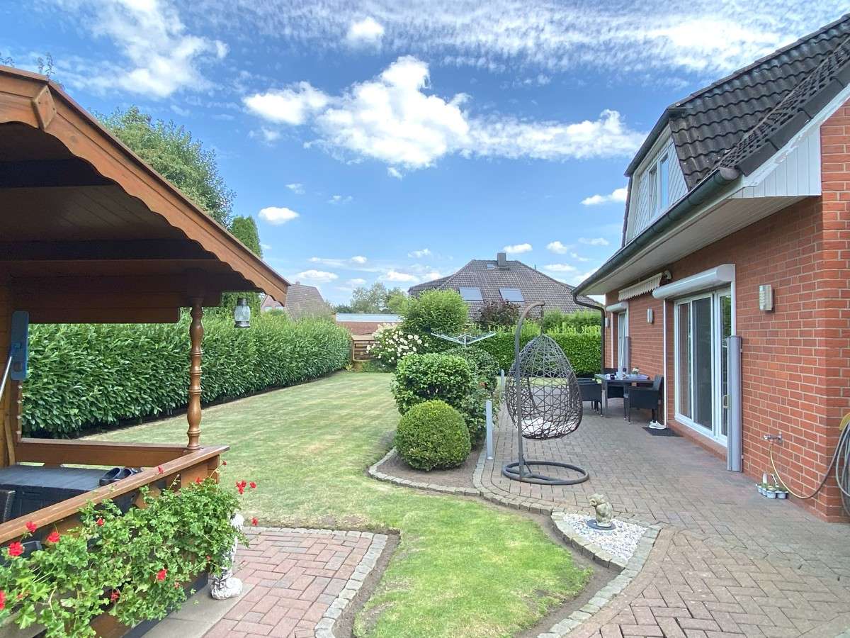 Casa de 6 habitaciónes en Stade, Germany No. 143088