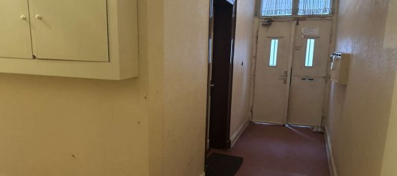 10 rooms Building in Gelsenkirchen, Germany No. 62426 5