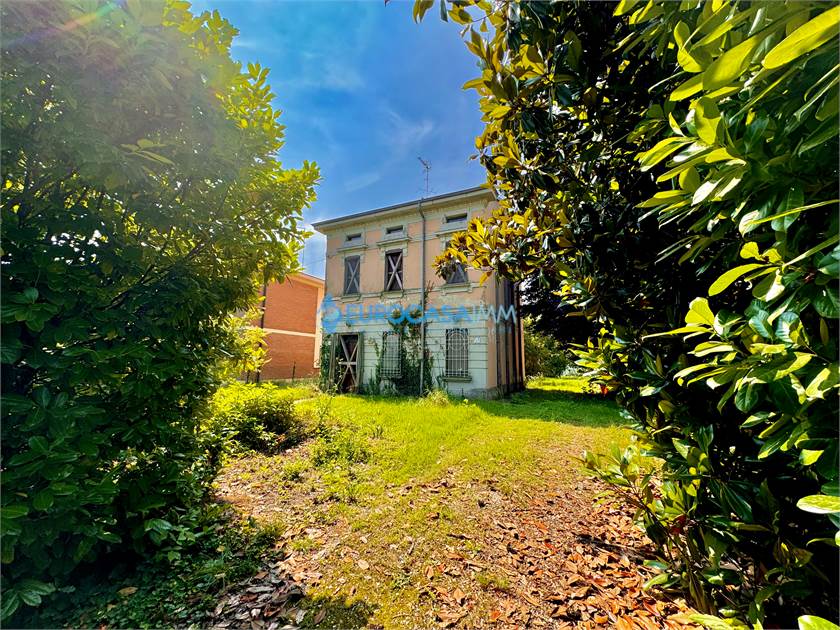 4 Schlafzimmer Haus in Moglia, Italy, Nr. 61131