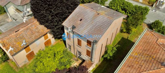 4 Schlafzimmer Haus in Moglia, Italy, Nr. 61131 6