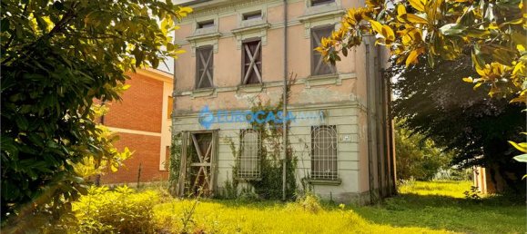 4 Schlafzimmer Haus in Moglia, Italy, Nr. 61131 2