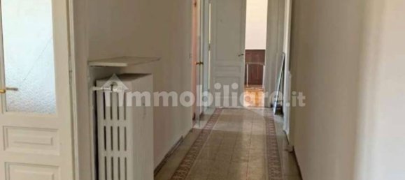 Apartamento T2 em Turin, Italy N.º 324669 3