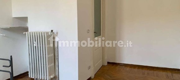 Apartamento T2 em Turin, Italy N.º 324669 4
