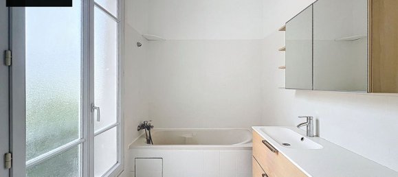 2 bedrooms Apartment in Courbevoie, France No. 176595 8