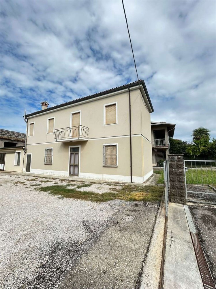 5غرفة منزل في Alfonsine, Italy رقم 297290