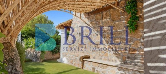 Apartamento de 4 dormitorios en Olbia, Italy No. 59355 4